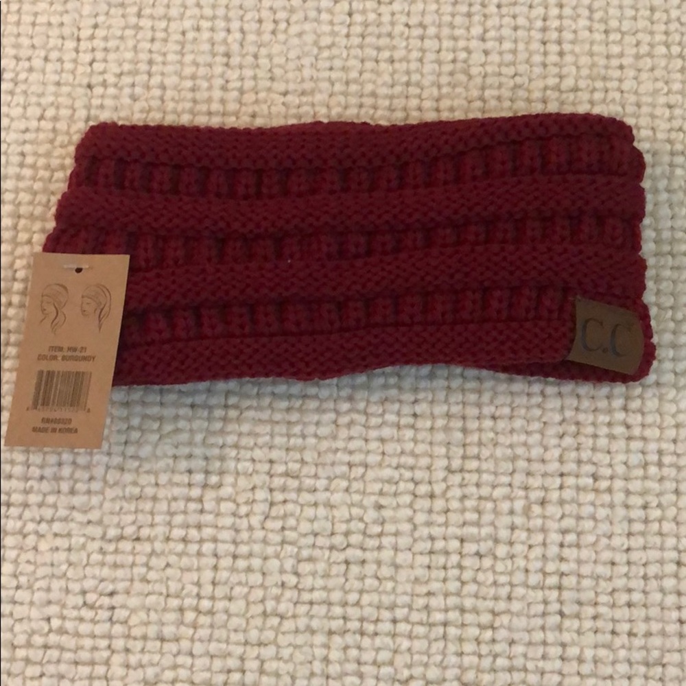 Ear warmer/headband